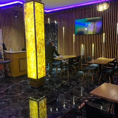 Gold Corner