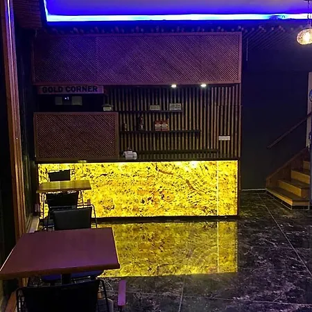 Ξενοδοχείο Gold Corner